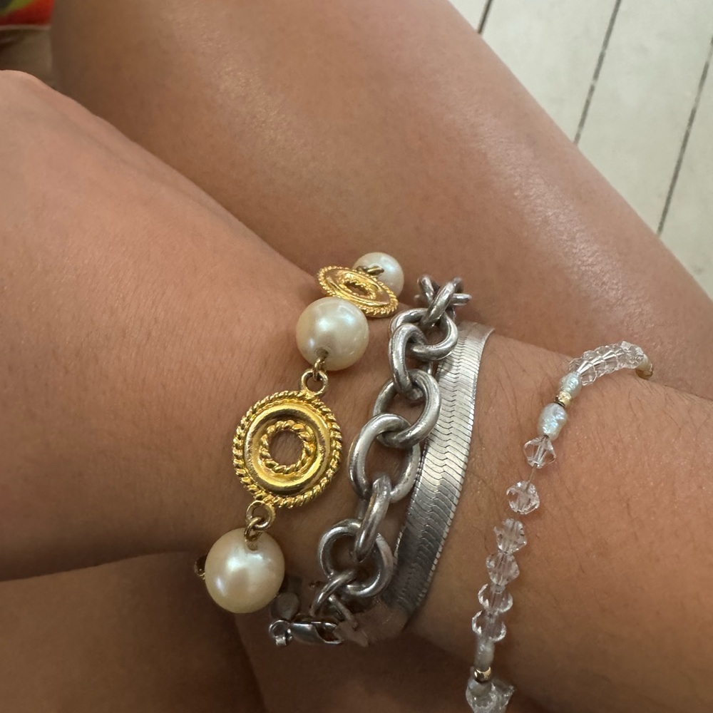 Gold and Pearl Bracelet